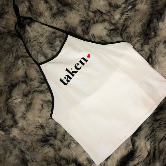 Halter top - Picture 1 of 1